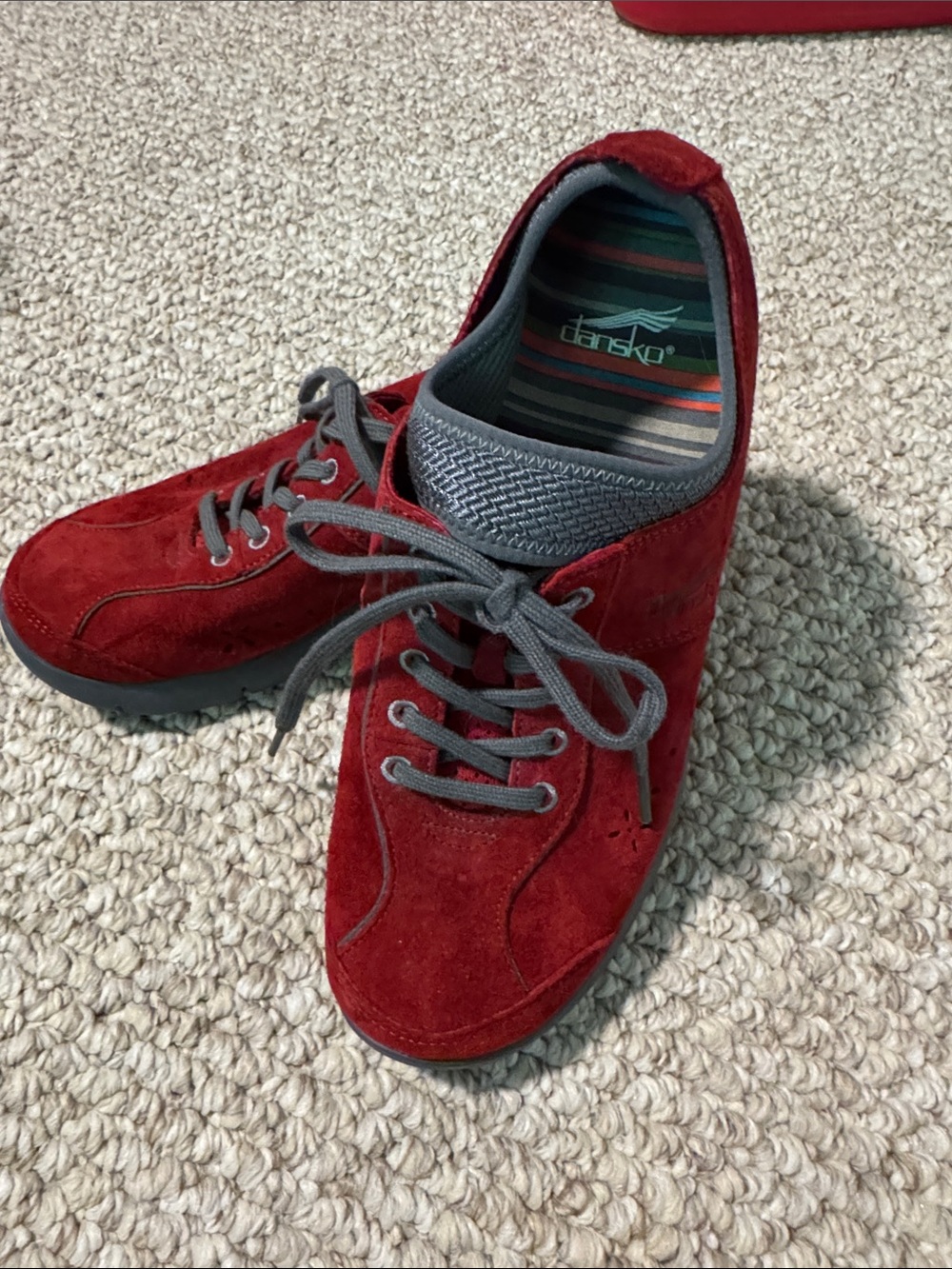 Dansko Shoes Women 9M/39 Elise Red Suede Oxford Lace Up Sneaker